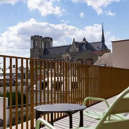 Les Suites 7 Anges - Parking, Vue Cathedrale & Centre Historique Реймс Екстер'єр фото